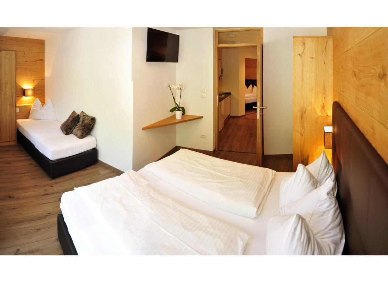 Apart-hotel Apparthotel Central 3*
